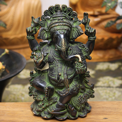 銅制精雕象鼻財(cái)神 異域風(fēng)情中的智慧與財(cái)富象征